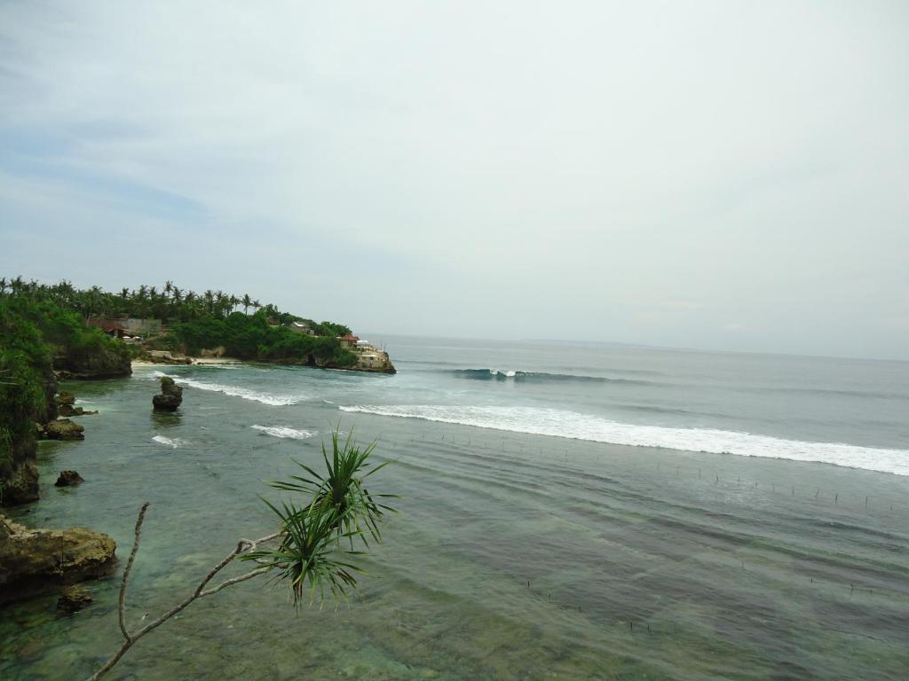 Jennys Place Hotel Nusa Lembongan  Exterior photo