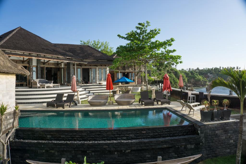 Jennys Place Hotel Nusa Lembongan  Exterior photo