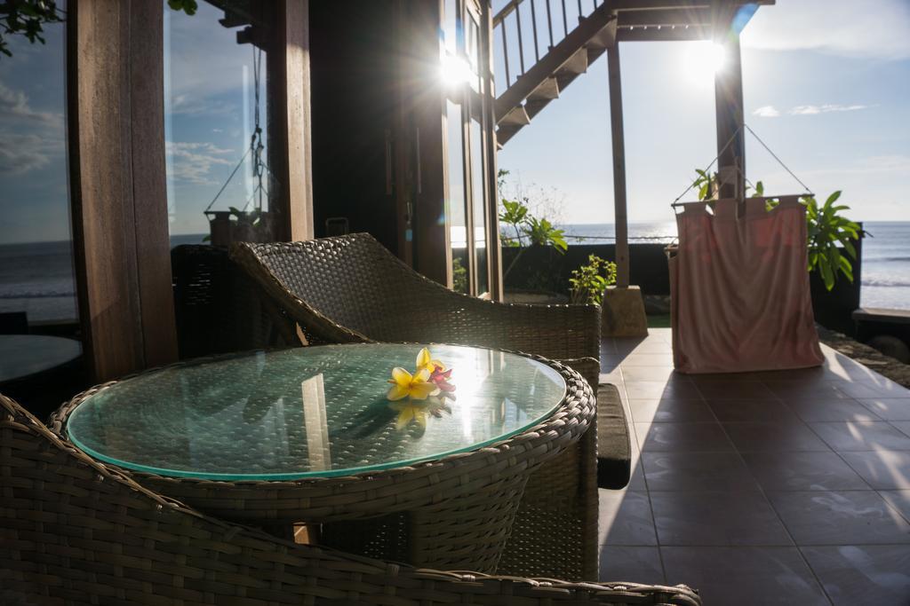 Jennys Place Hotel Nusa Lembongan  Exterior photo