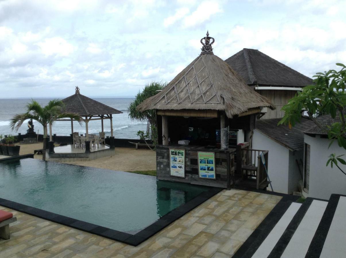 Jennys Place Hotel Nusa Lembongan  Exterior photo